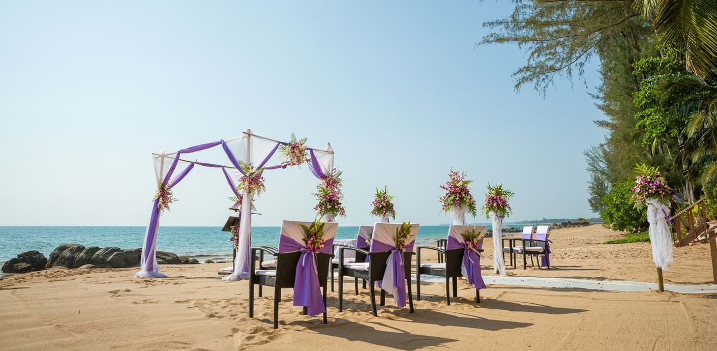 nojs Wedding arch, aisle and chairs on an exotic beach.