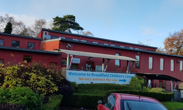 Front of Broadfield Children and Family Centre