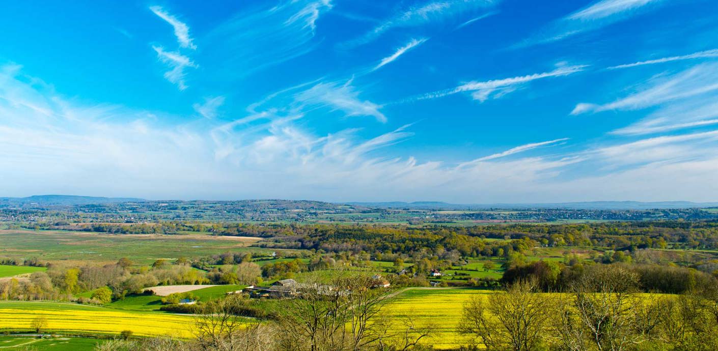 nojs Blue skies across the South Downs