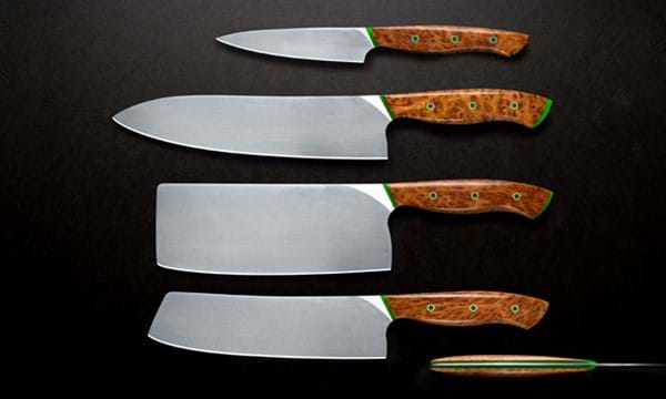 5 kitchen knives.