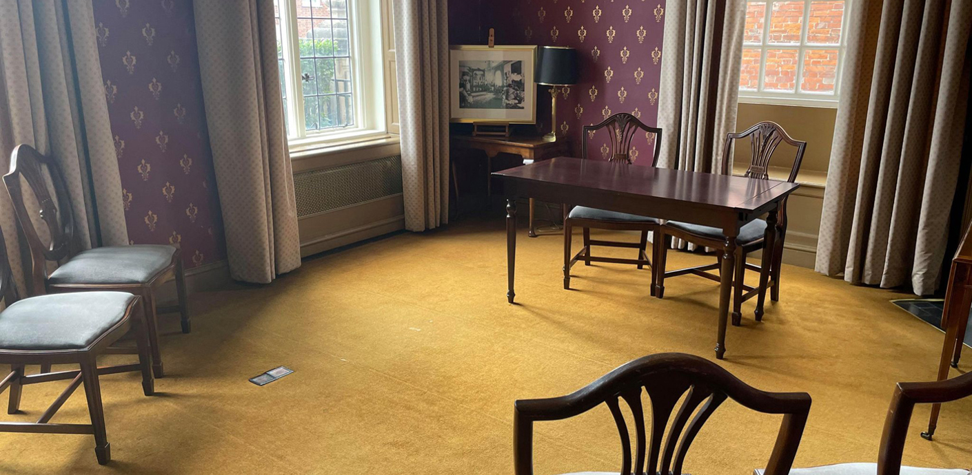 nojs Cowdray room