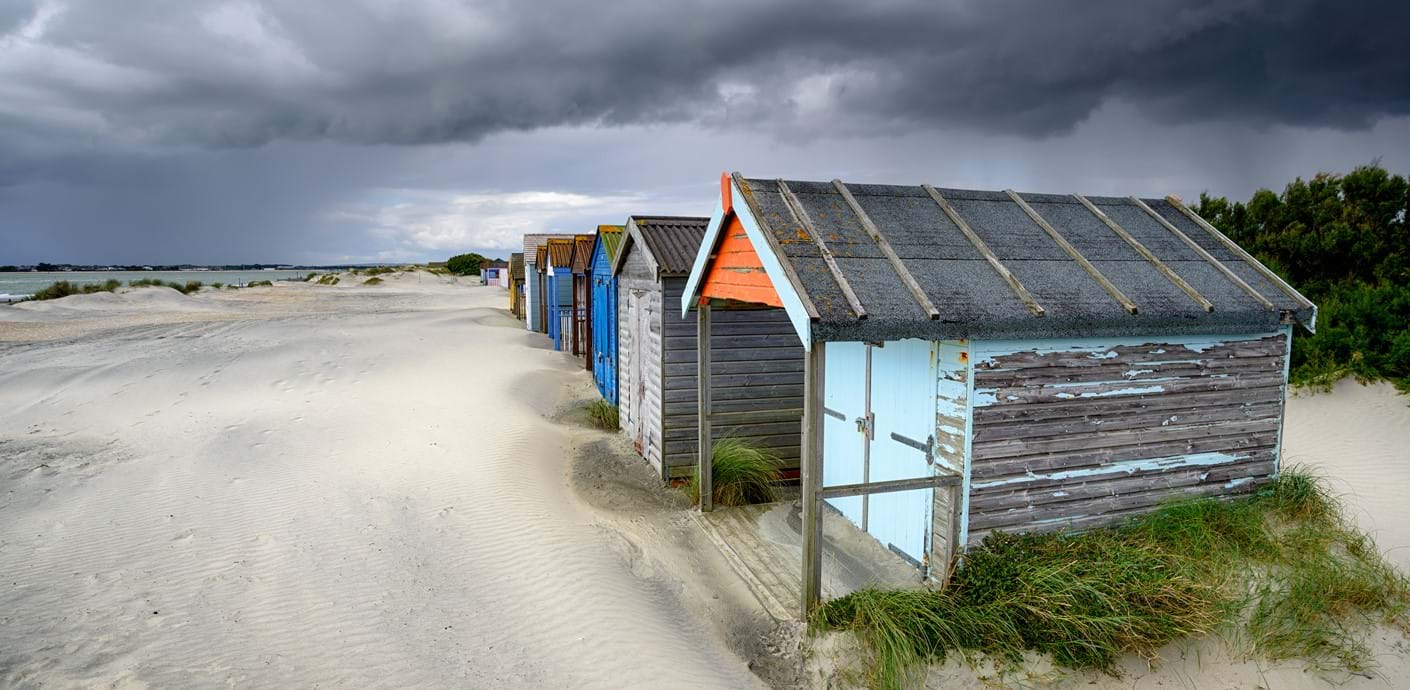 nojs Beach huts on a beach