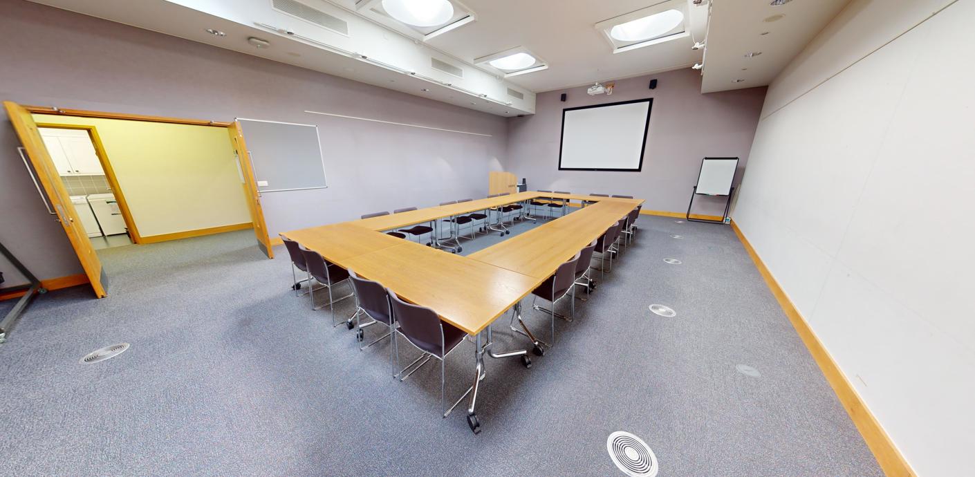 nojs Photo of Crawley Library Longley Room