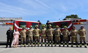New on-call firefighters with Director of West Sussex Fire & Rescue Service, Sabrina Pennington-Down, and Area Manager for Service Delivery, Ady Carter.