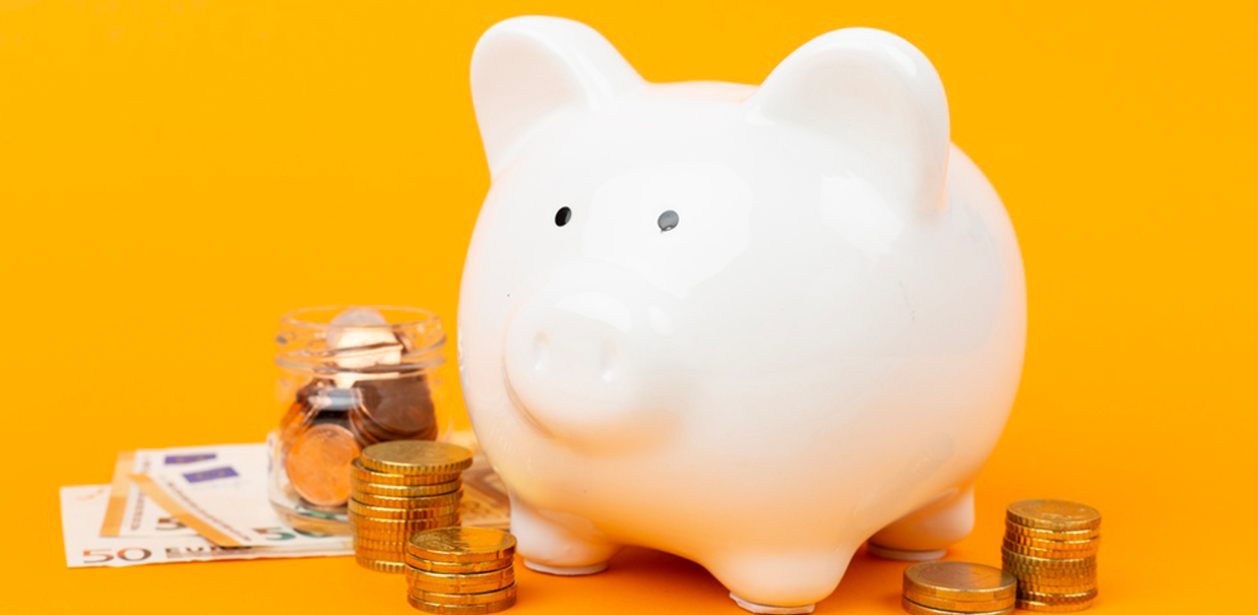 nojs A ceramic piggy bank with a jar, coins and notes on an orange background.